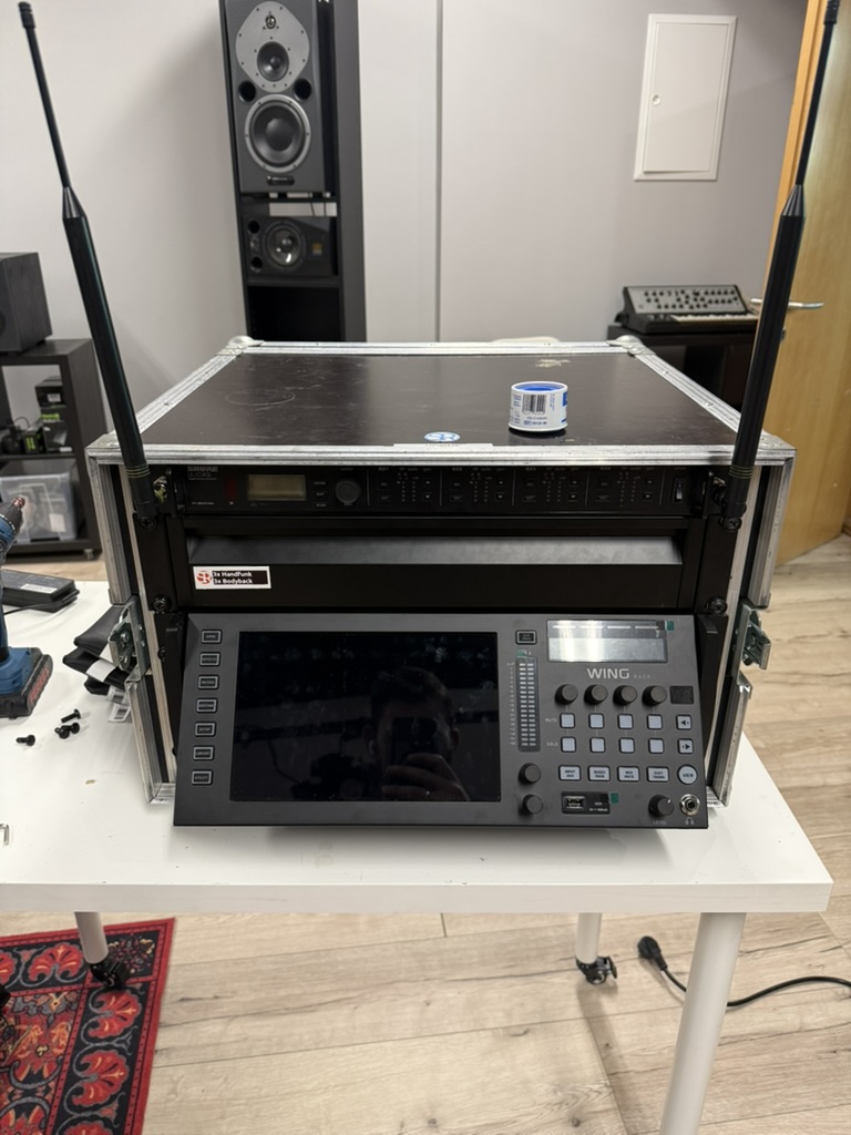 Verleih Behringer Wing Rack & ULXD4QD (bis zu 4Fach Funk)